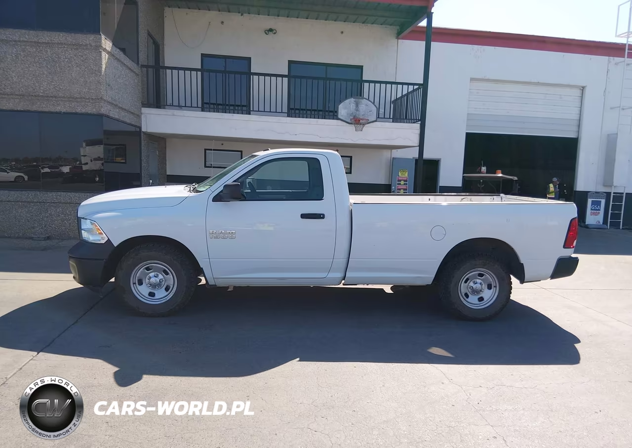 2018 Ram 1500 Tradesman 4X2 8' Box VIN:3C6JR6DG7JG137543 - 18