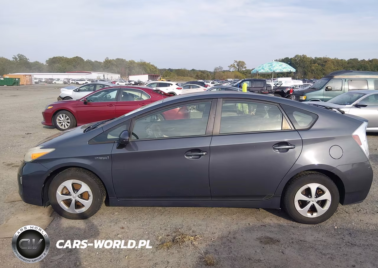 2012 Toyota Prius Three VIN:JTDKN3DU8C5393701 - 14