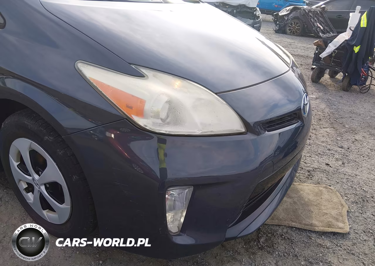 2012 Toyota Prius Three VIN:JTDKN3DU8C5393701 - 6