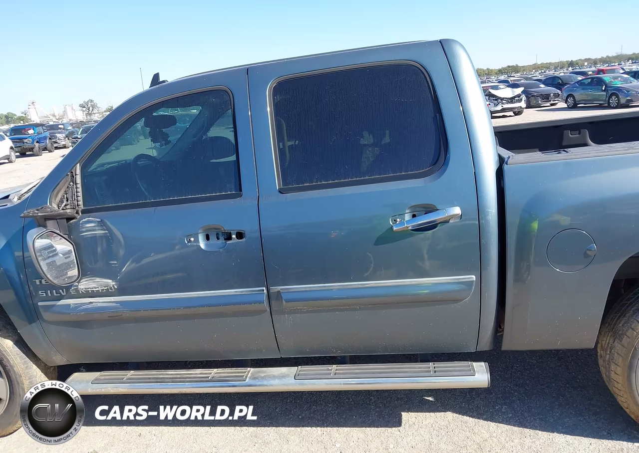 2011 Chevrolet Silverado 1500 Lt VIN:3GCPCSE03BG138382 - 14