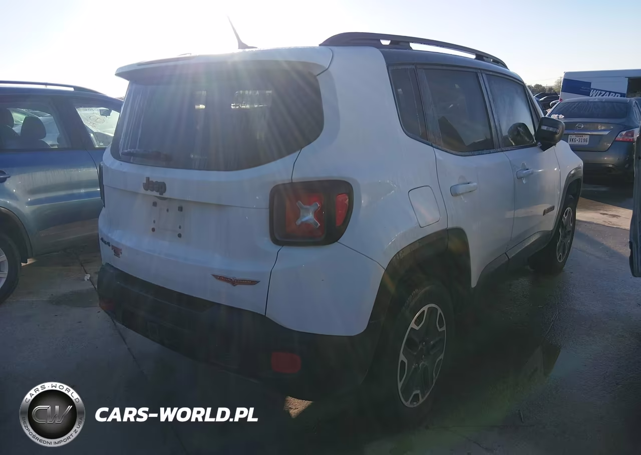 2017 Jeep Renegade Trailhawk 4X4 VIN:ZACCJBCB7HPF73065 - 4