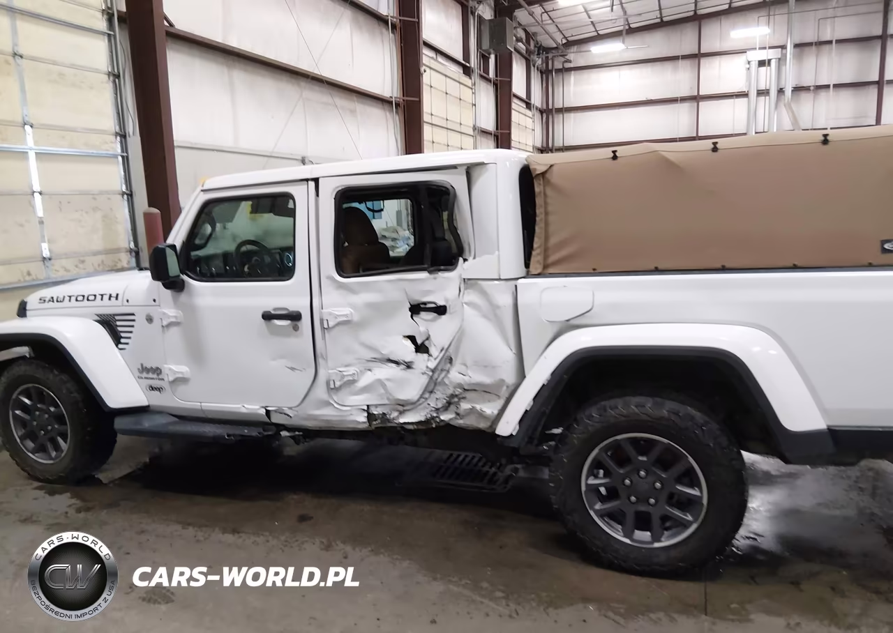 2020 Jeep Gladiator Overland 4X4 VIN:1C6HJTFG3LL175357 - 14