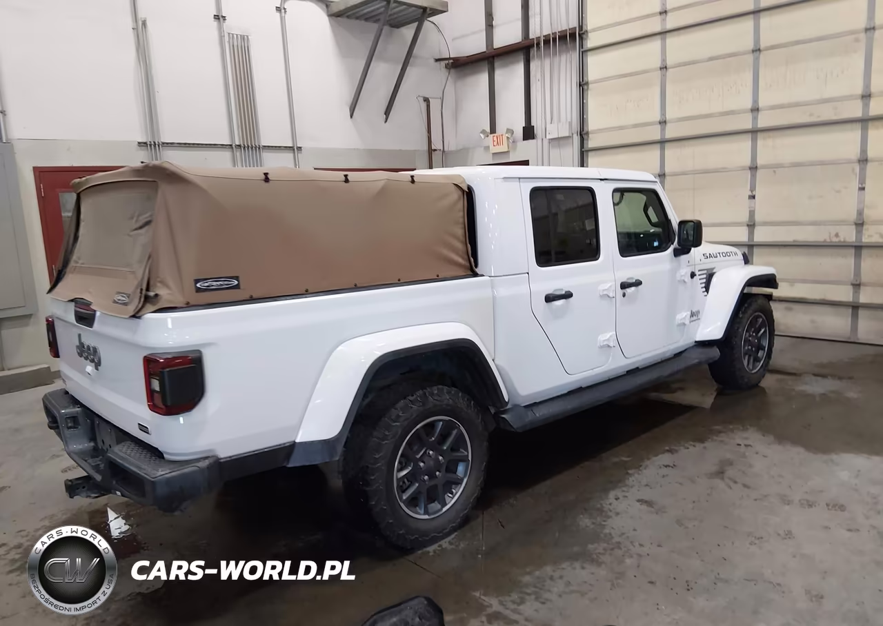 2020 Jeep Gladiator Overland 4X4 VIN:1C6HJTFG3LL175357 - 4
