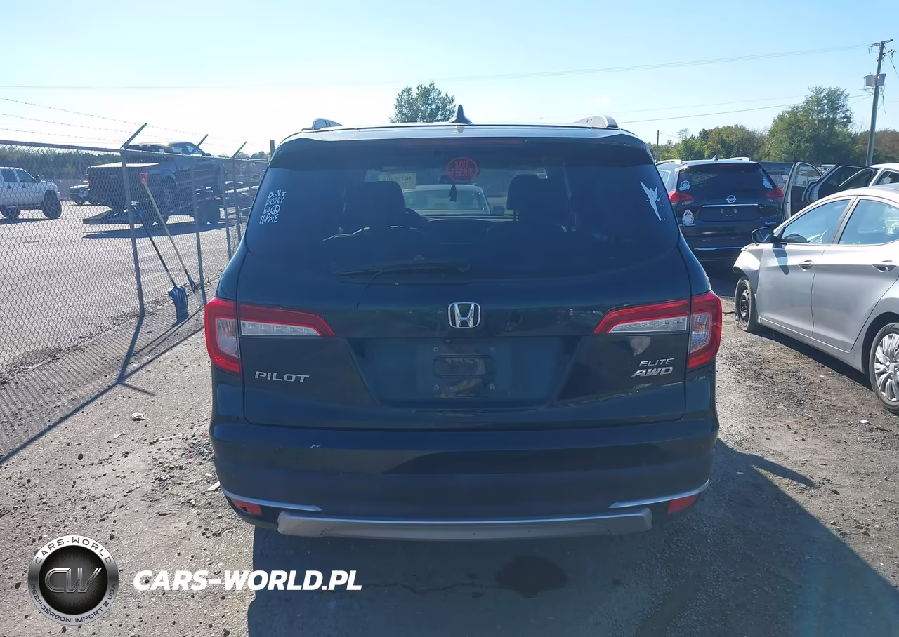 2019 Honda Pilot Elite VIN:5FNYF6H02KB035412 - 16