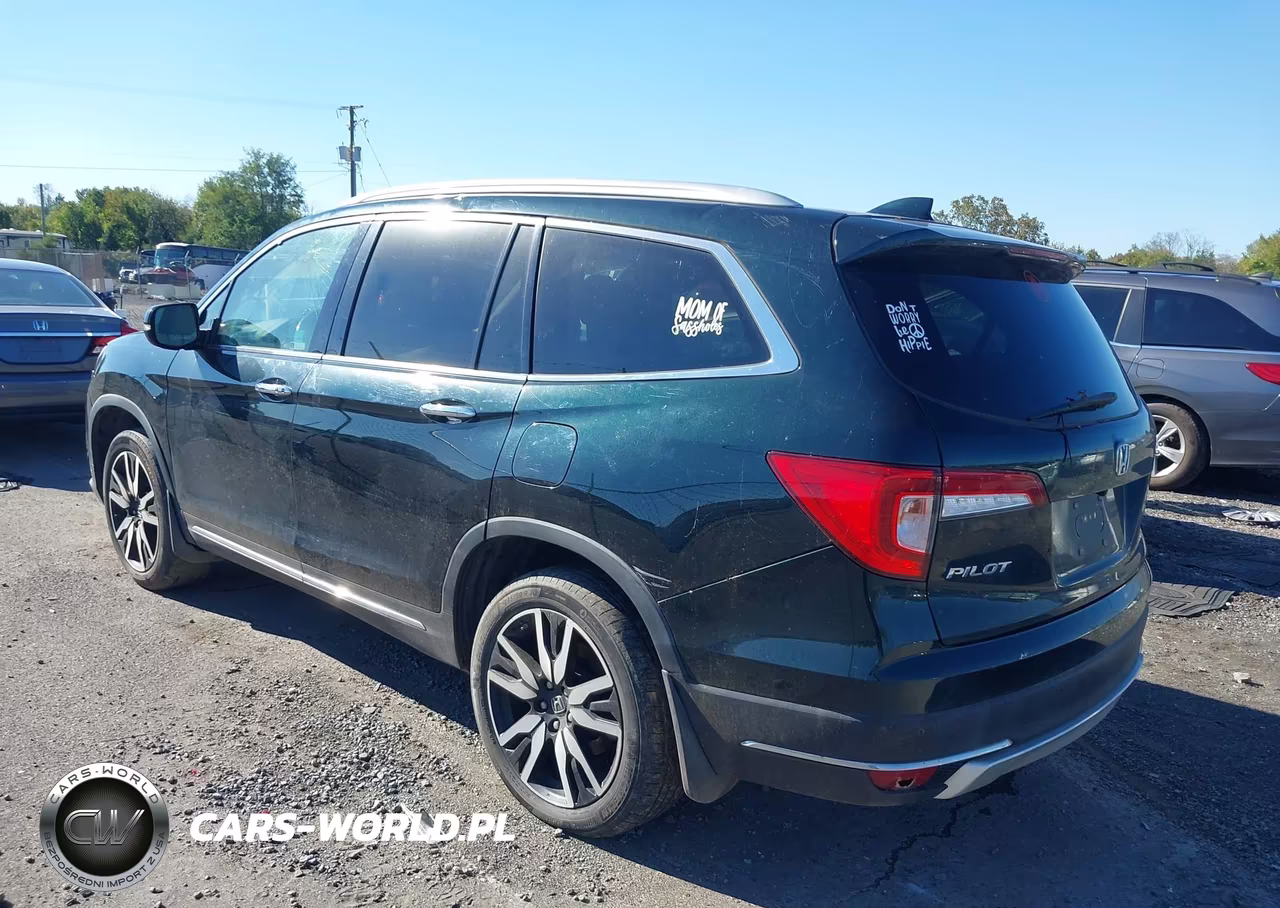 2019 Honda Pilot Elite VIN:5FNYF6H02KB035412 - 3