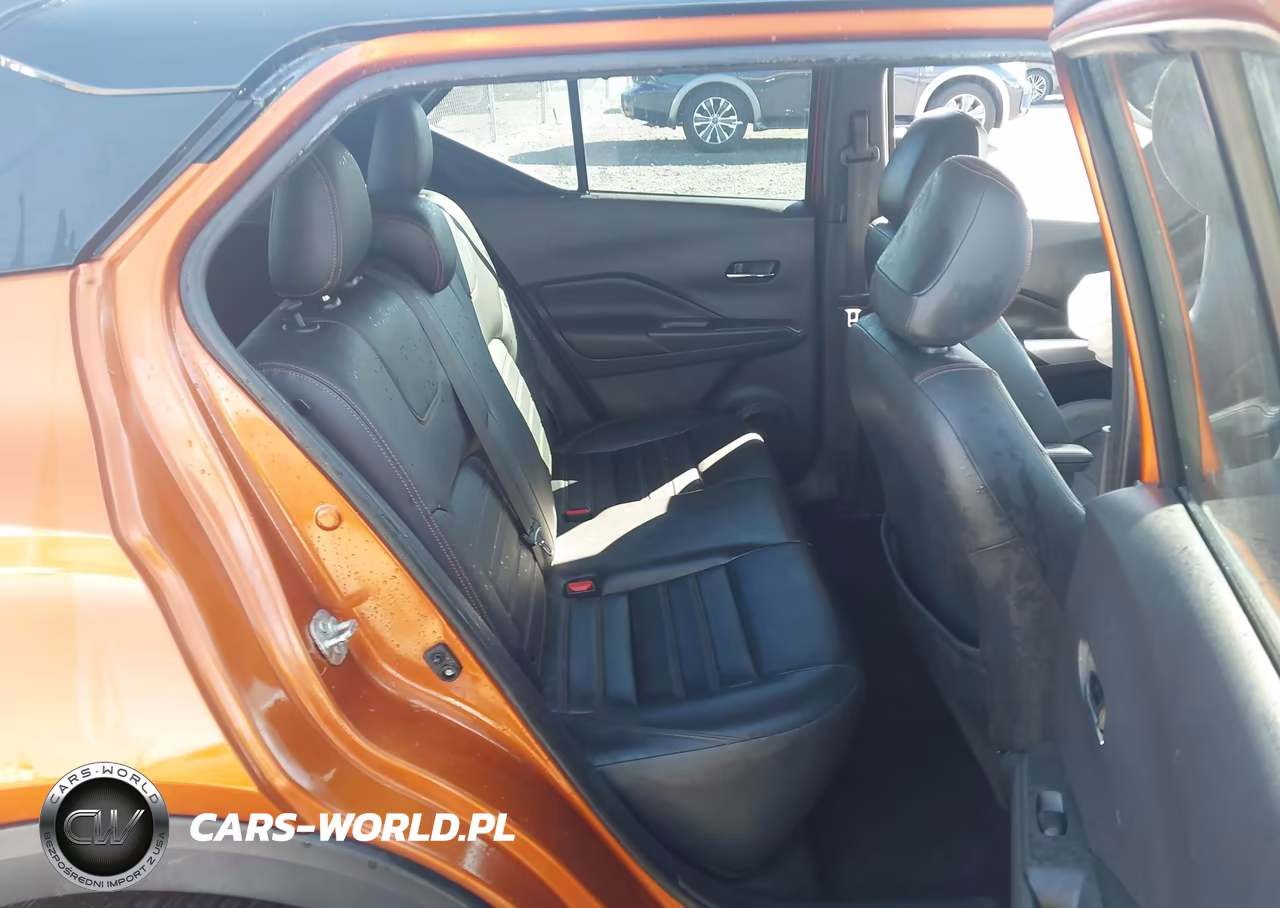 2019 Nissan Kicks Sr VIN:3N1CP5CU5KL568161 - 8