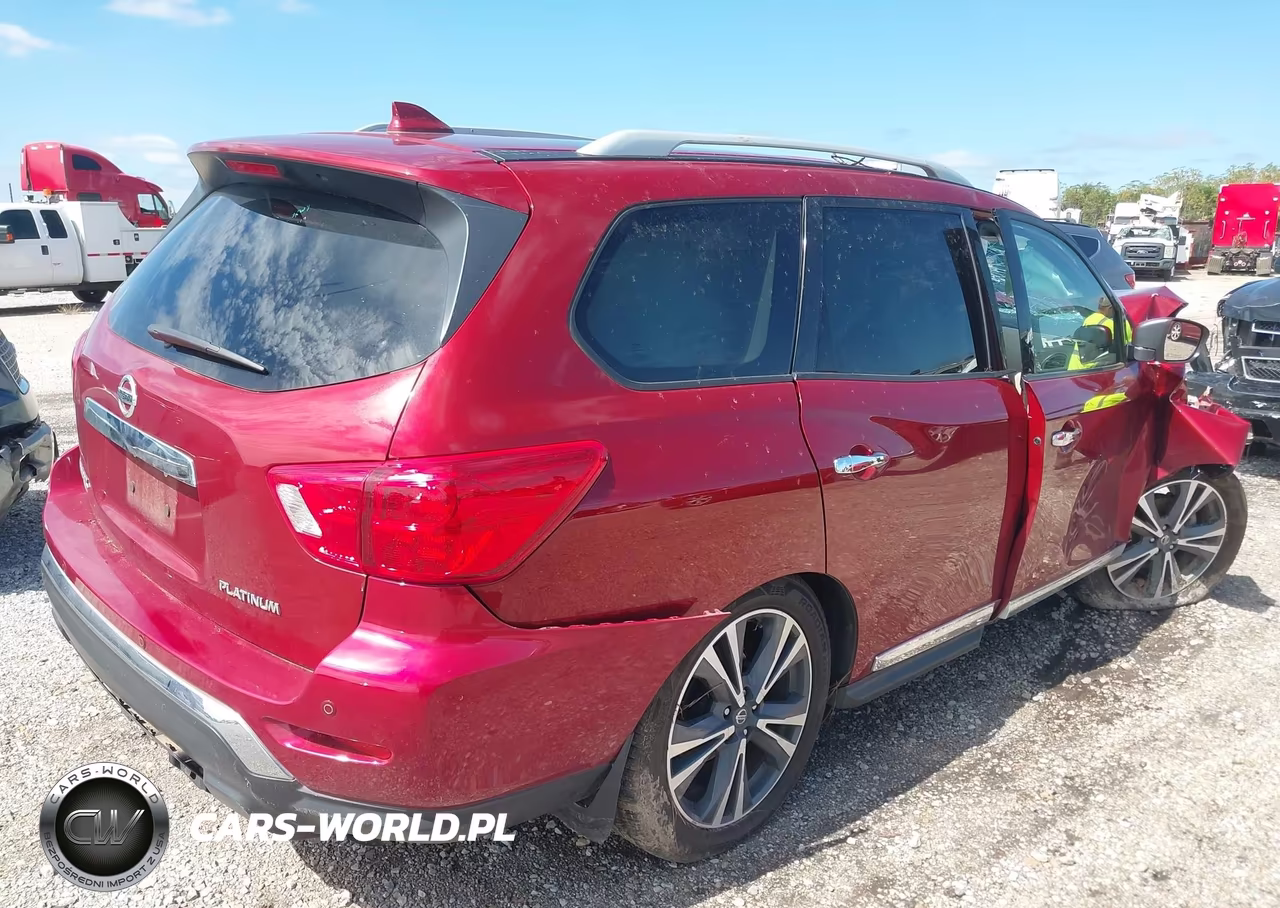 2019 Nissan Pathfinder Platinum VIN:5N1DR2MNXKC629383 - 4