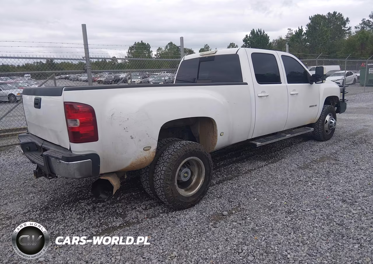 2011 Chevrolet Silverado 3500Hd Ltz VIN:1GB4K1CLXBF184021 - 4