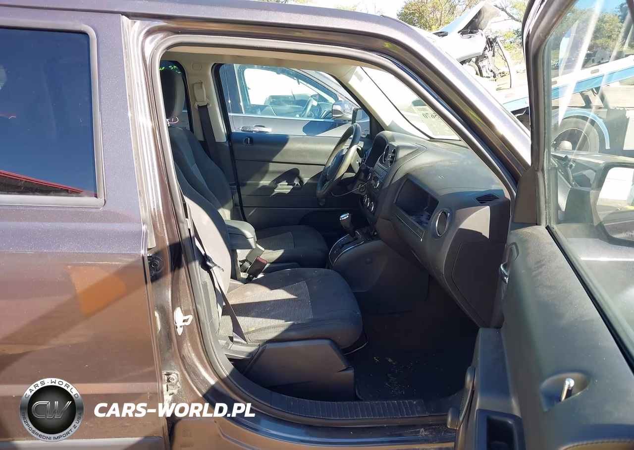 2016 Jeep Patriot Sport VIN:1C4NJRBB4GD627762 - 5