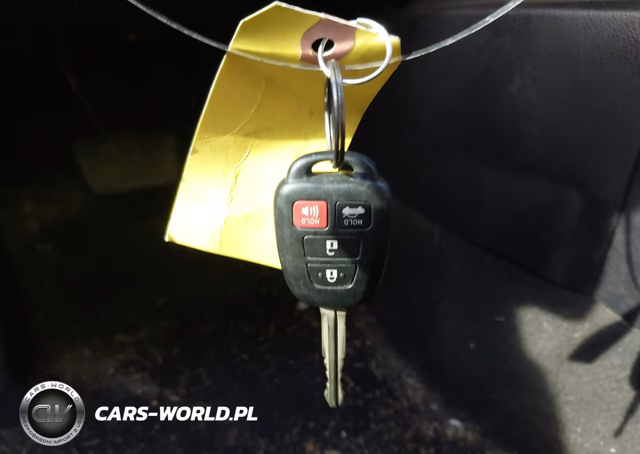 2015 Toyota Corolla S Plus VIN:2T1BURHE1FC481375 - 11