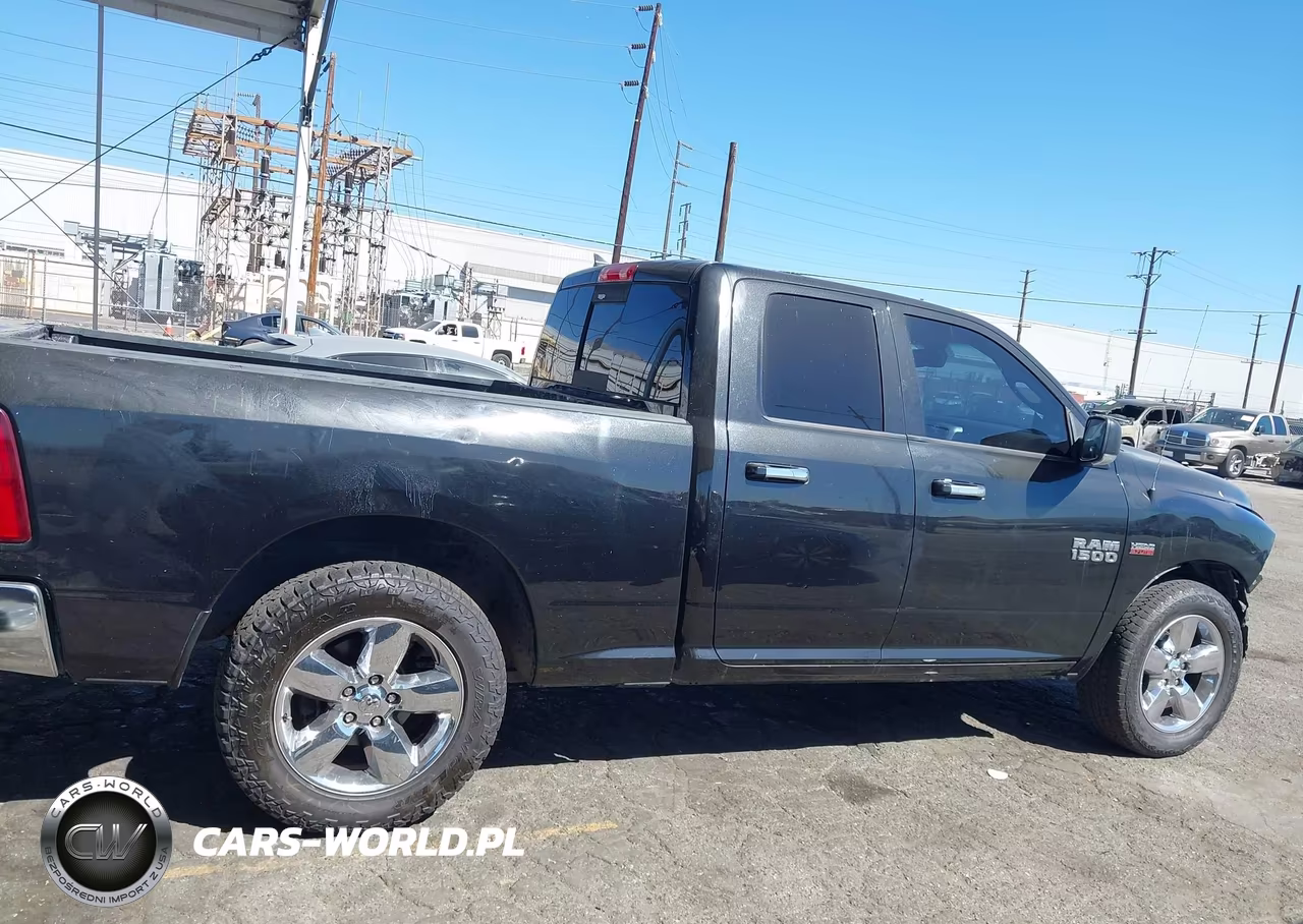 2017 Ram 1500 Big Horn 4X2 6'4 Box VIN:1C6RR6GT2HS775374 - 14