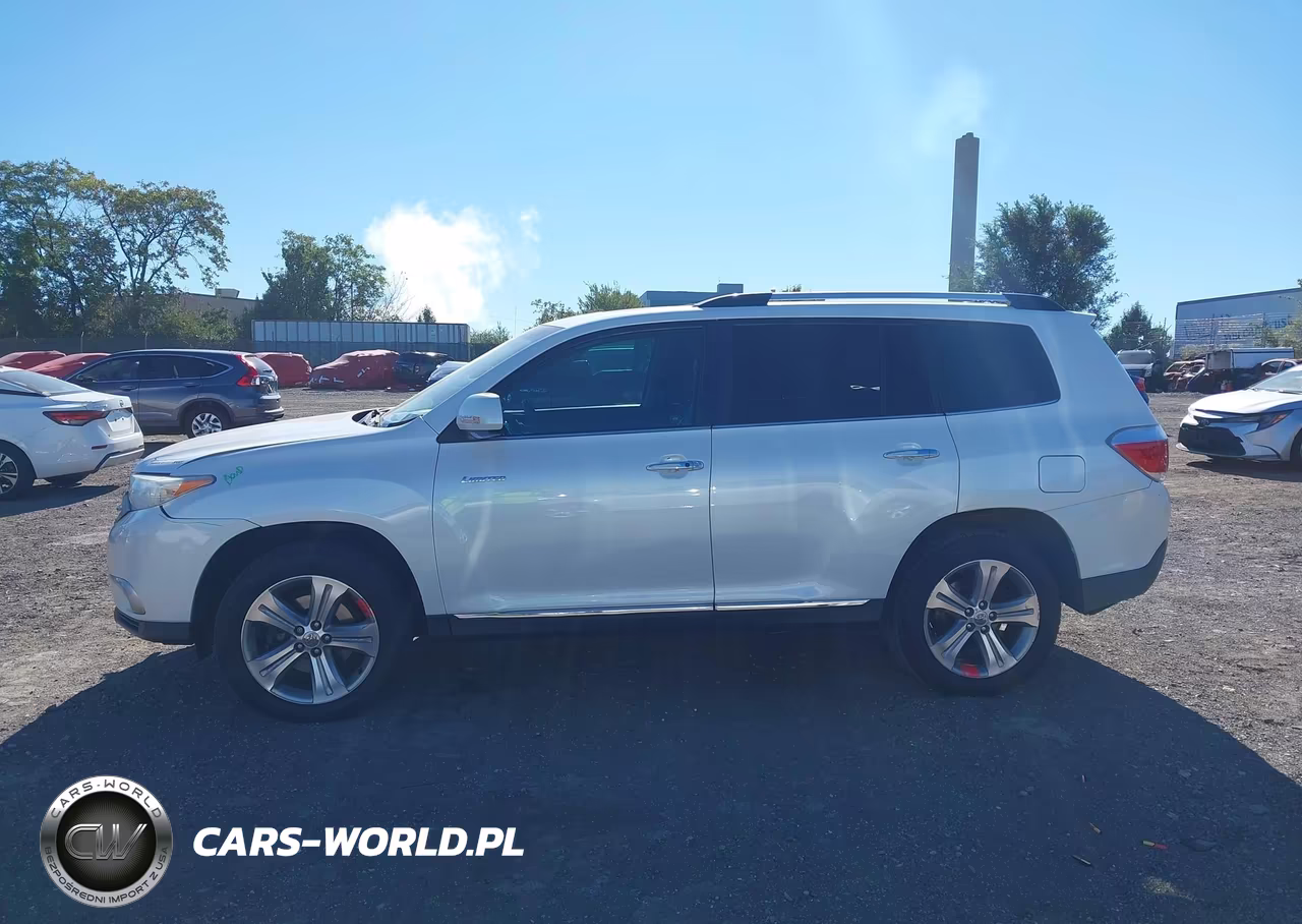 2013 Toyota Highlander Limited V6 VIN:5TDDK3EH8DS225815 - 14