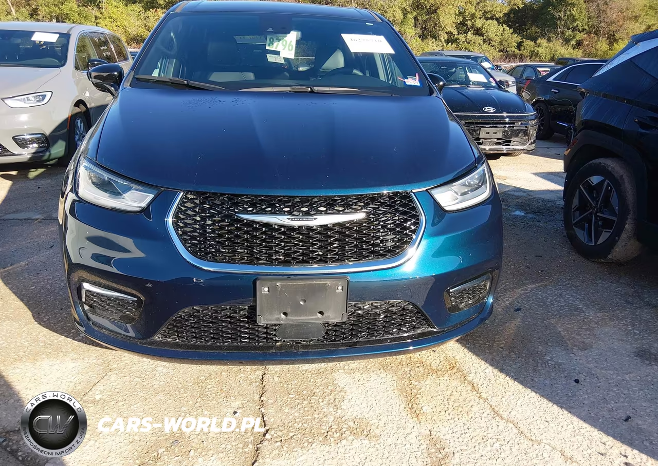 2025 Chrysler Pacifica Select VIN:2C4RC1BG0SR541086 - 12