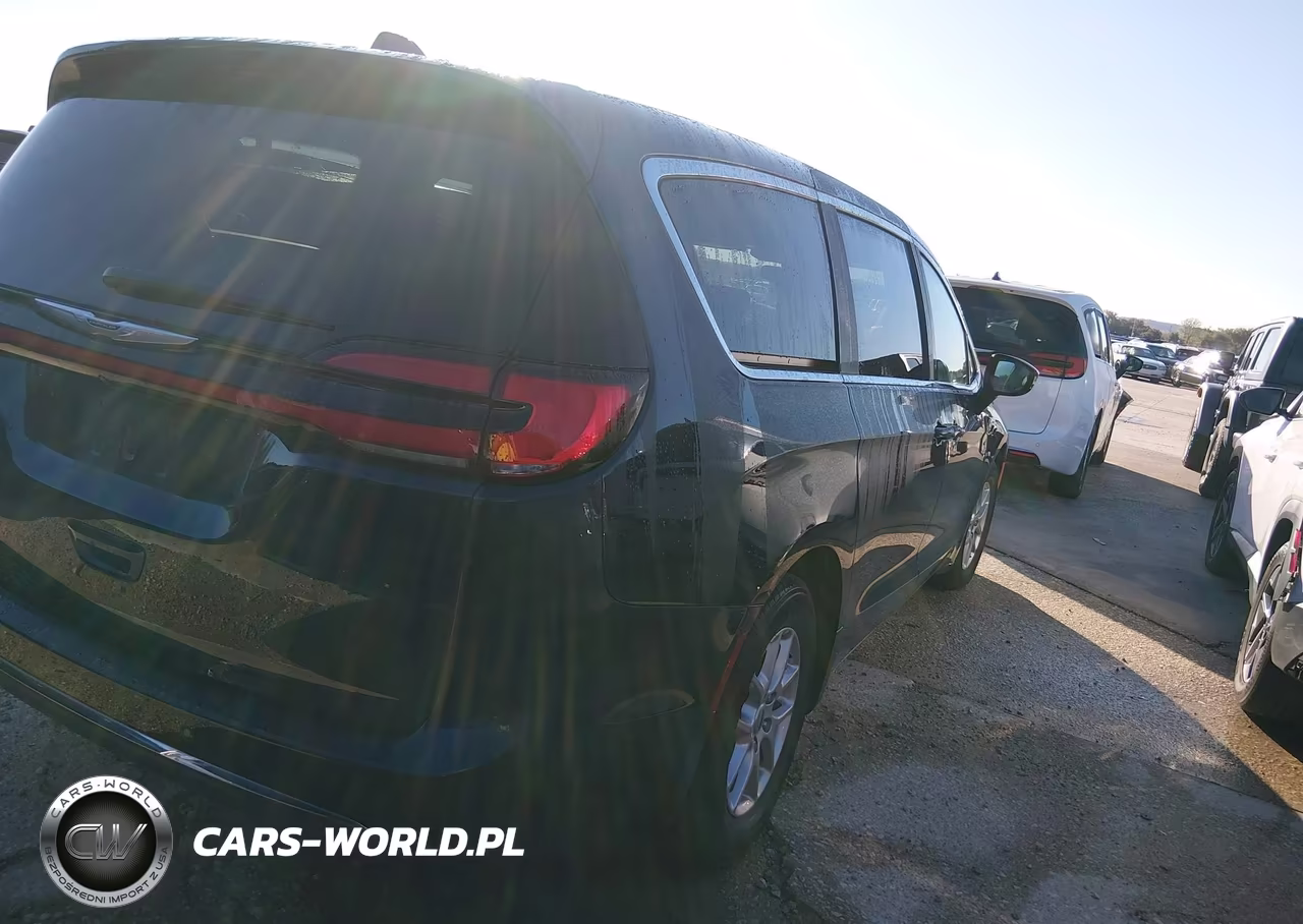 2025 Chrysler Pacifica Select VIN:2C4RC1BG0SR541086 - 4