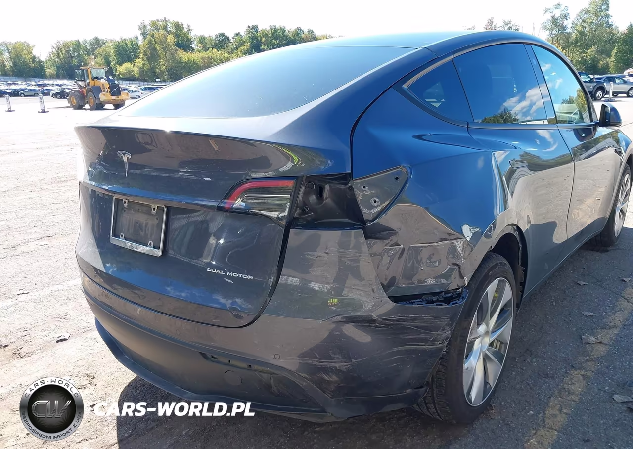 2021 Tesla Model Y Long Range Dual Motor All-Wheel Drive VIN:5YJYGDEE0MF254048 - 19