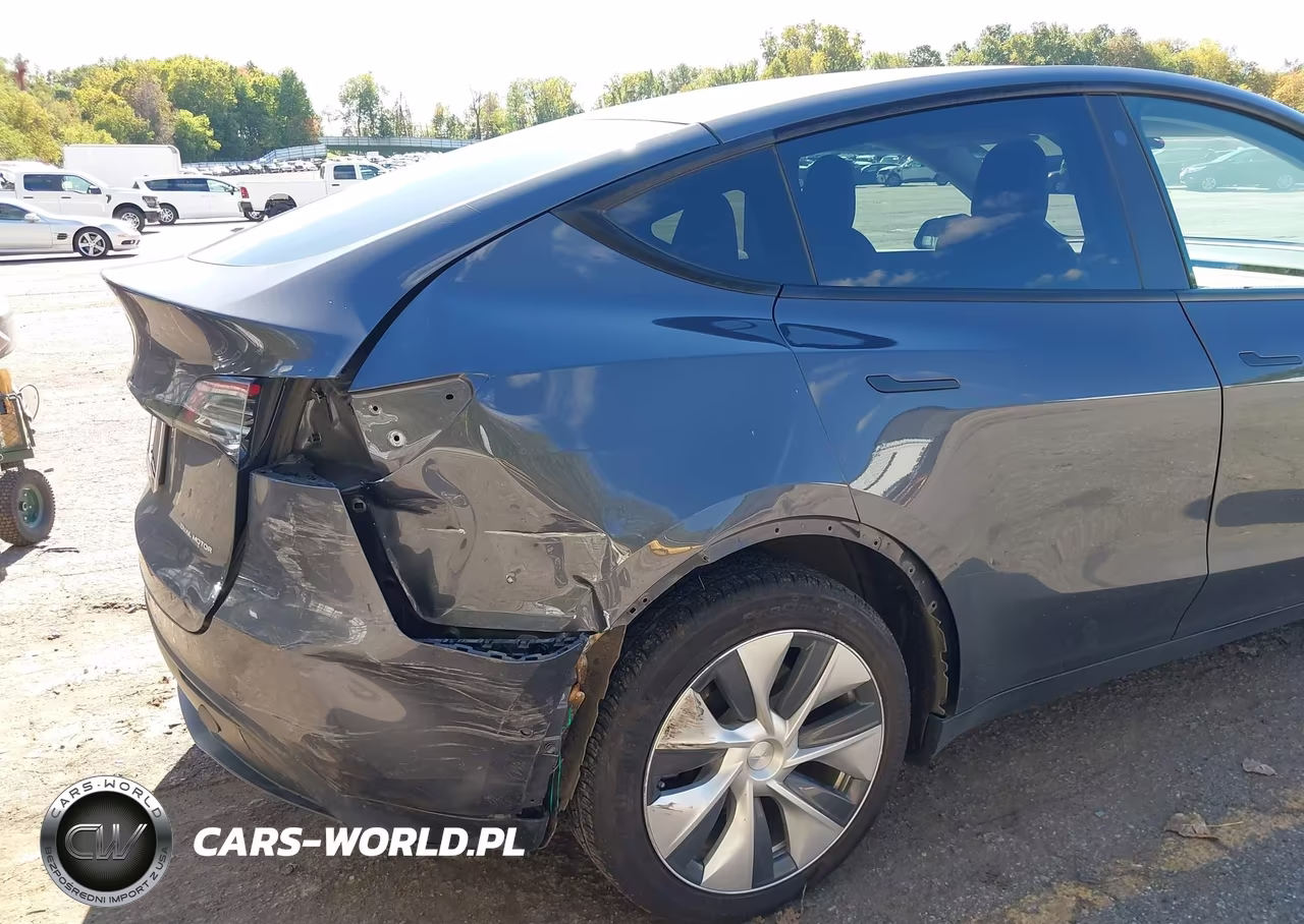 2021 Tesla Model Y Long Range Dual Motor All-Wheel Drive VIN:5YJYGDEE0MF254048 - 6