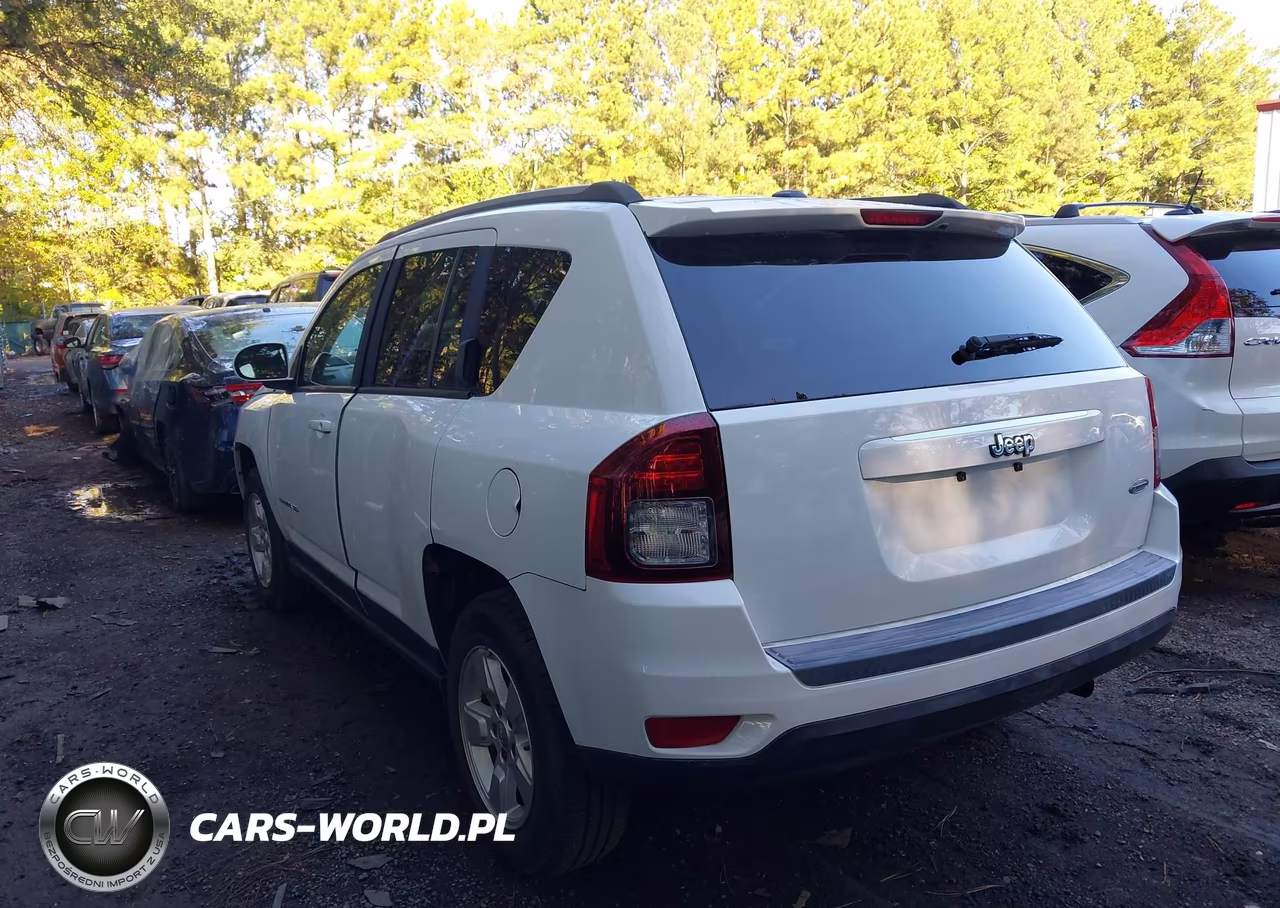 2016 Jeep Compass Latitude VIN:1C4NJCEA9GD788964 - 3
