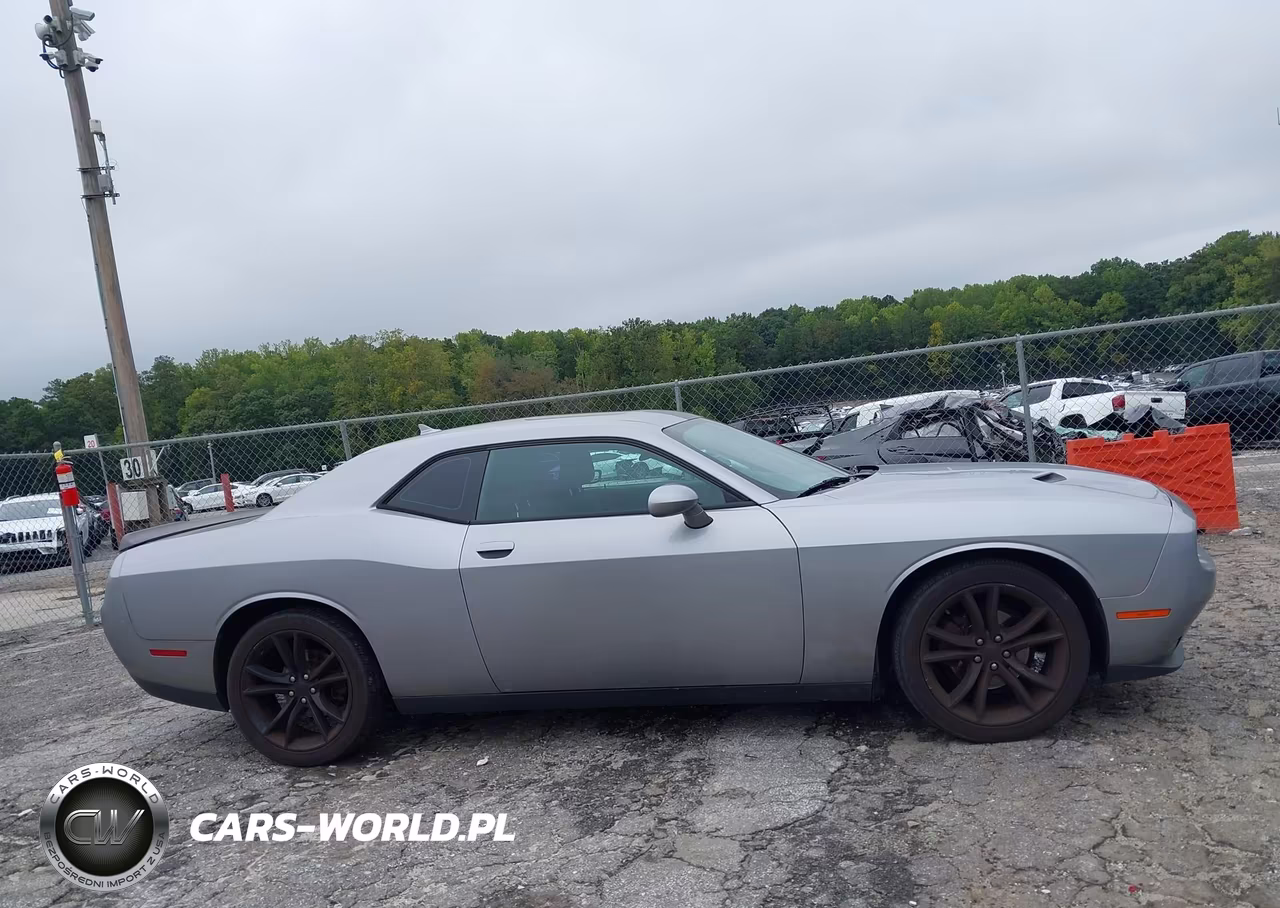 2016 Dodge Challenger Sxt VIN:2C3CDZAG1GH358834 - 14