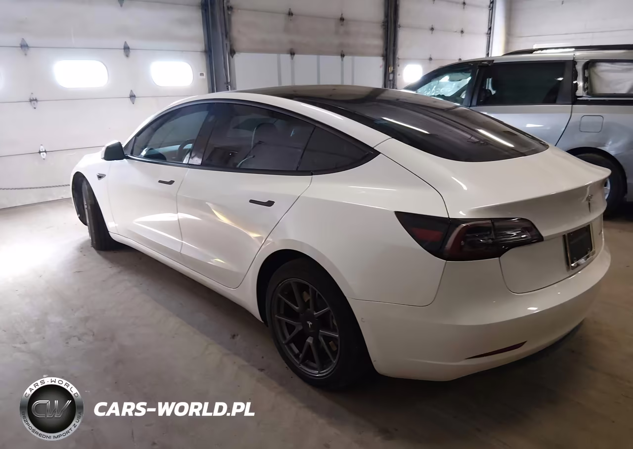 2021 Tesla Model 3 VIN:5YJ3E1EB2MF055930 - 3