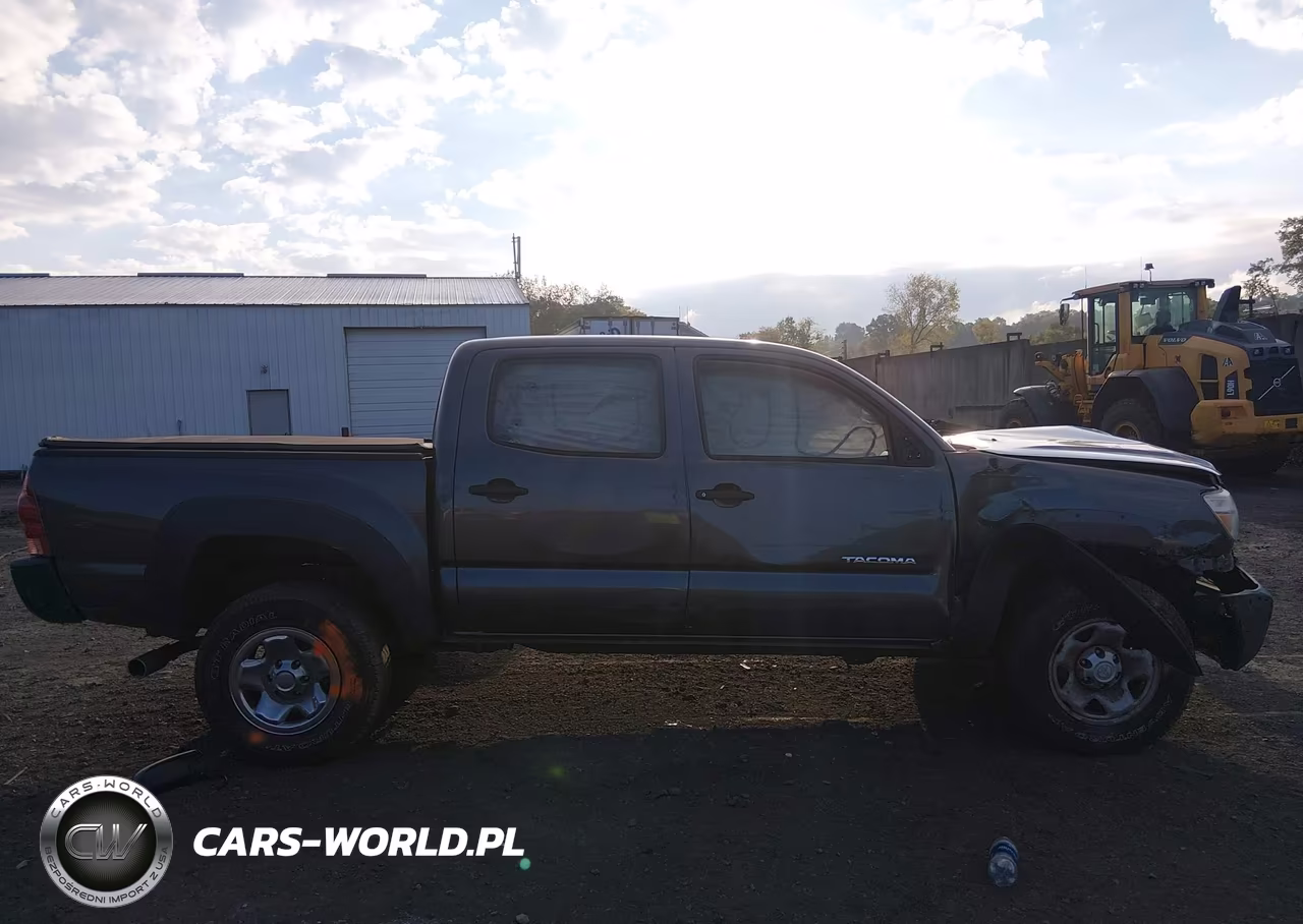 2014 Toyota Tacoma Base V6 VIN:5TFLU4EN3EX101772 - 13