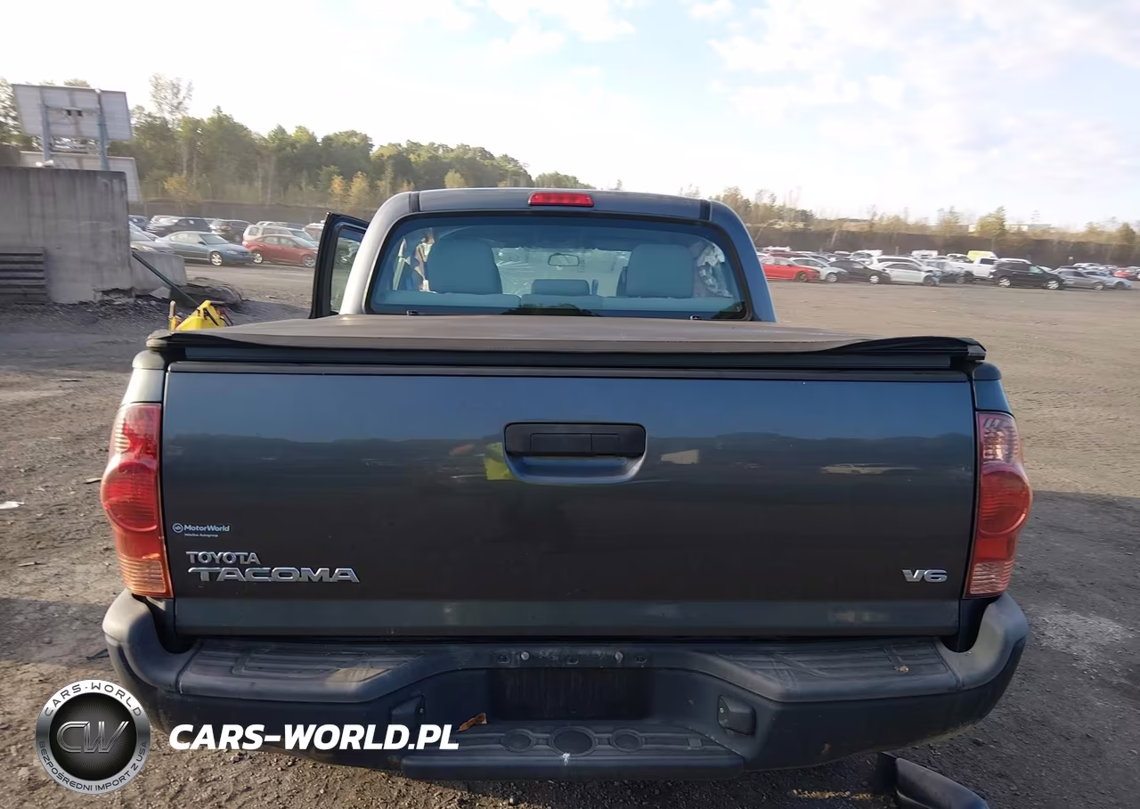 2014 Toyota Tacoma Base V6 VIN:5TFLU4EN3EX101772 - 16