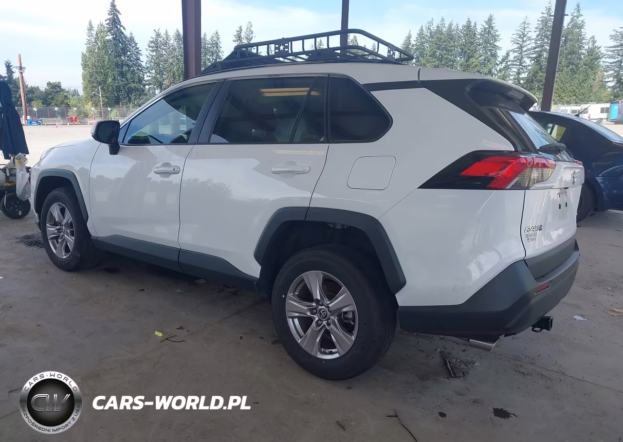 2022 Toyota Rav4 Xle VIN:2T3W1RFV2NW213856 - 3