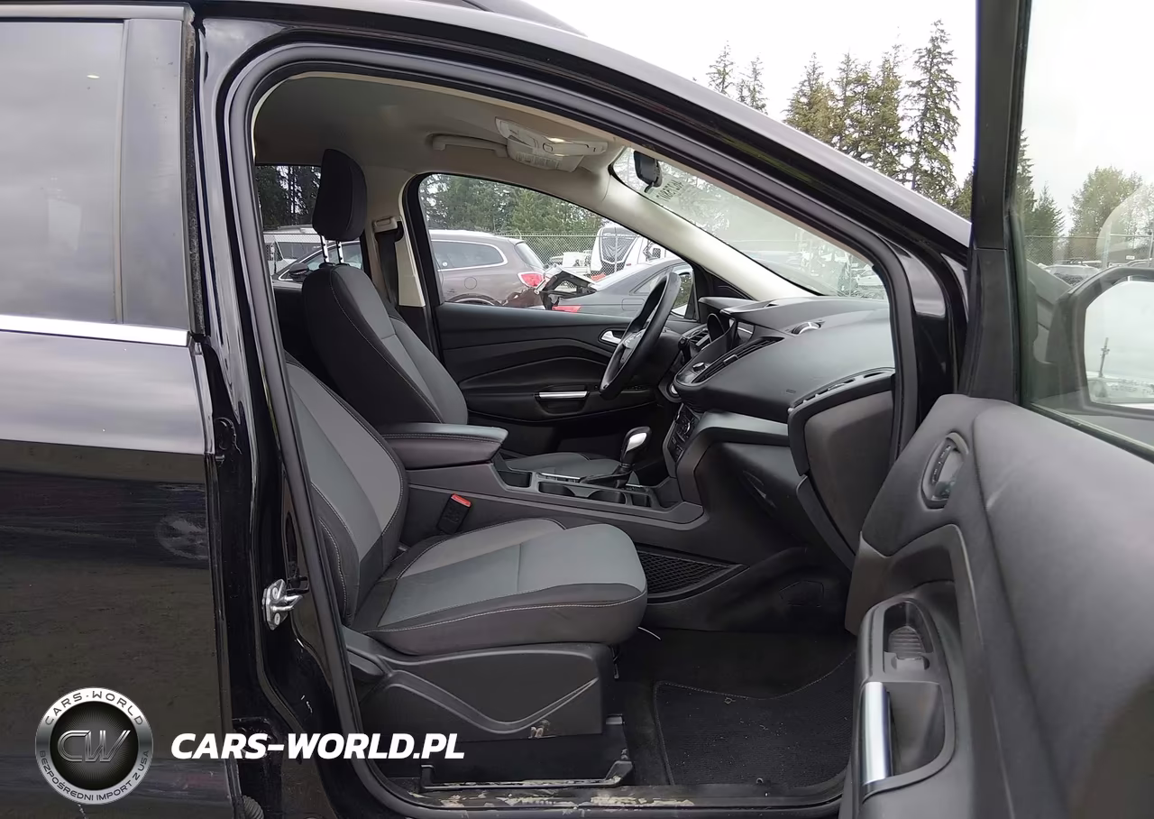 2018 Ford Escape Se VIN:1FMCU9GD8JUA86811 - 5
