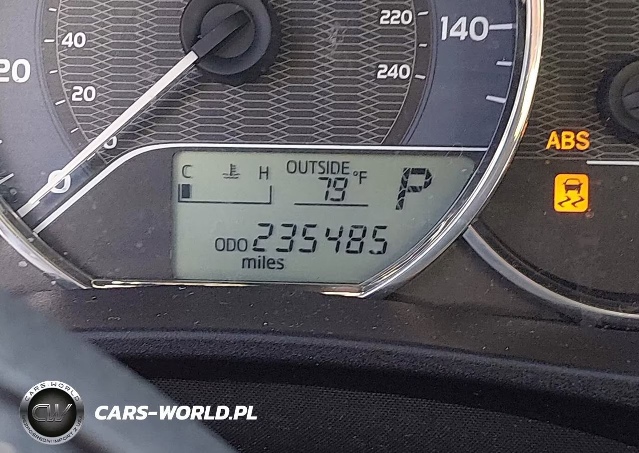 2015 Toyota Corolla Le VIN:2T1BURHE1FC381938 - 15
