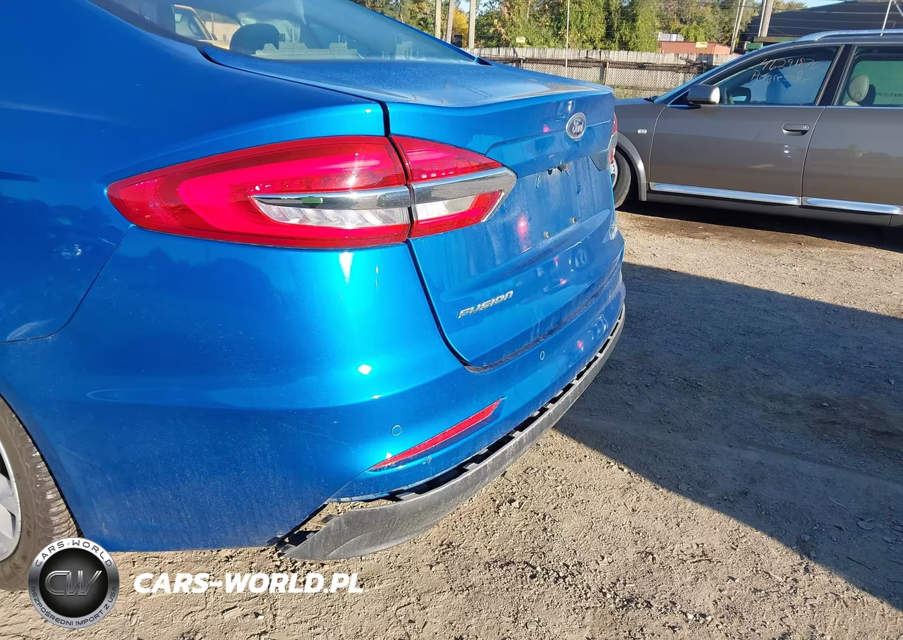 2019 Ford Fusion Se VIN:3FA6P0LU7KR197455 - 18