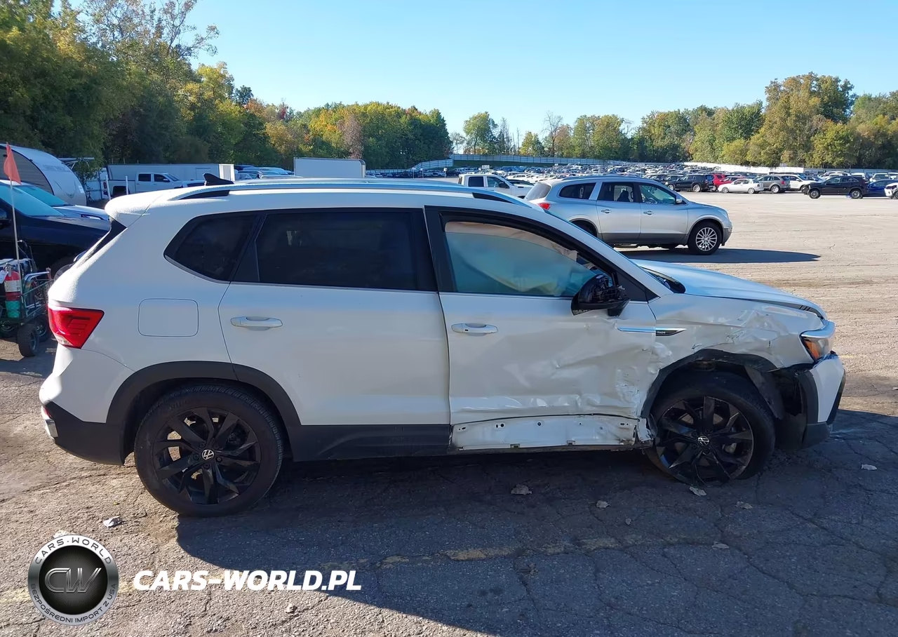 2022 Volkswagen Taos 1.5T Se VIN:3VVLX7B24NM069053 - 14