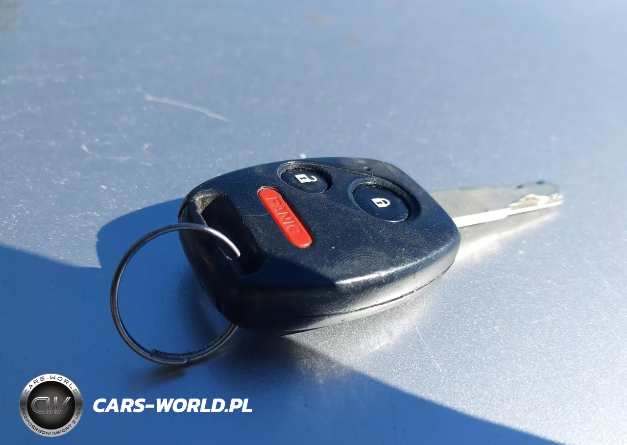 2013 Honda Fit VIN:JHMGE8H34DC073923 - 11
