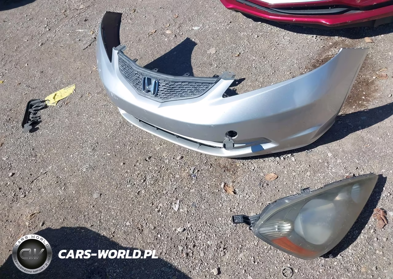 2013 Honda Fit VIN:JHMGE8H34DC073923 - 12