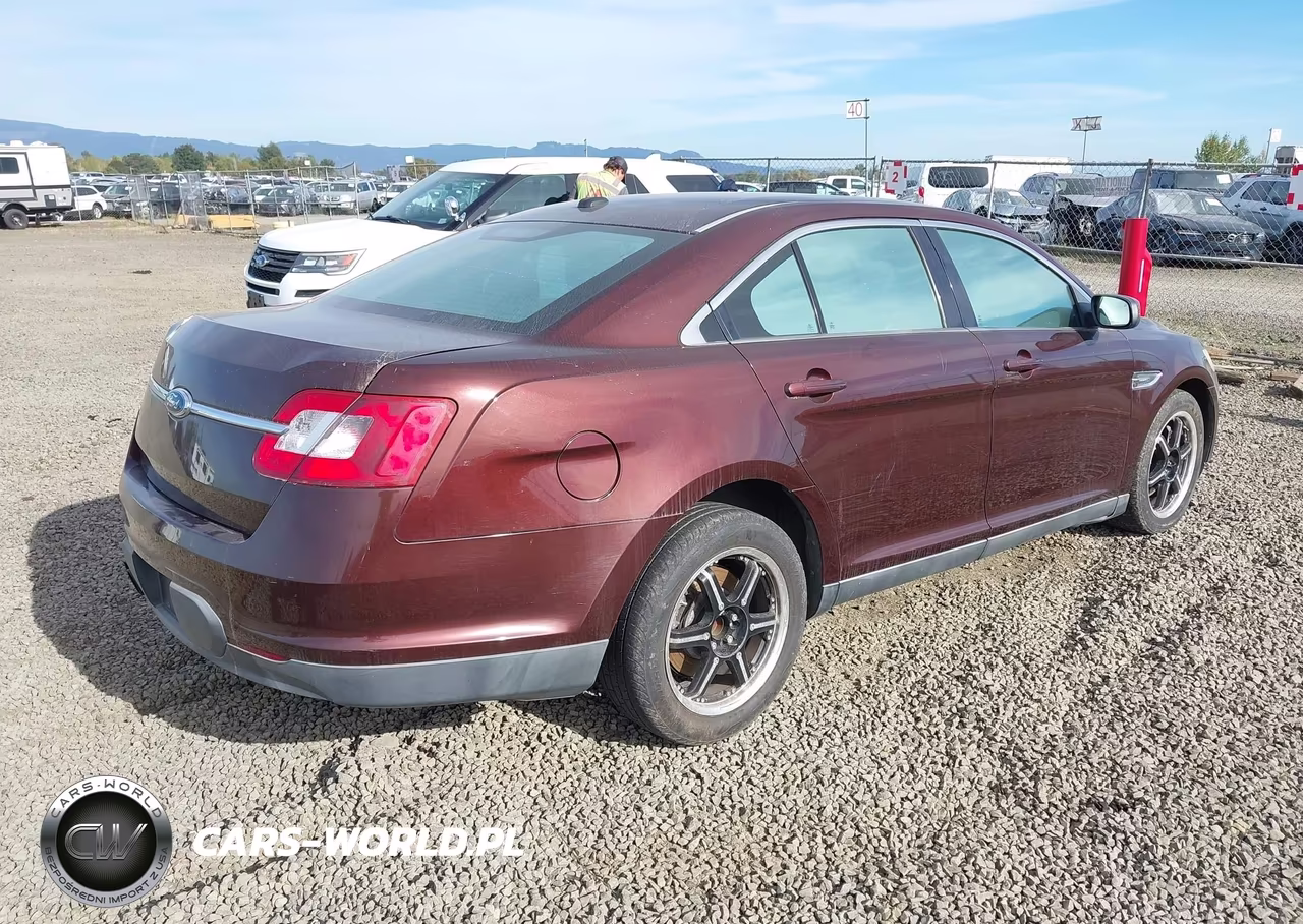 2010 Ford Taurus Sel VIN:1FAHP2EWXAG147917 - 4