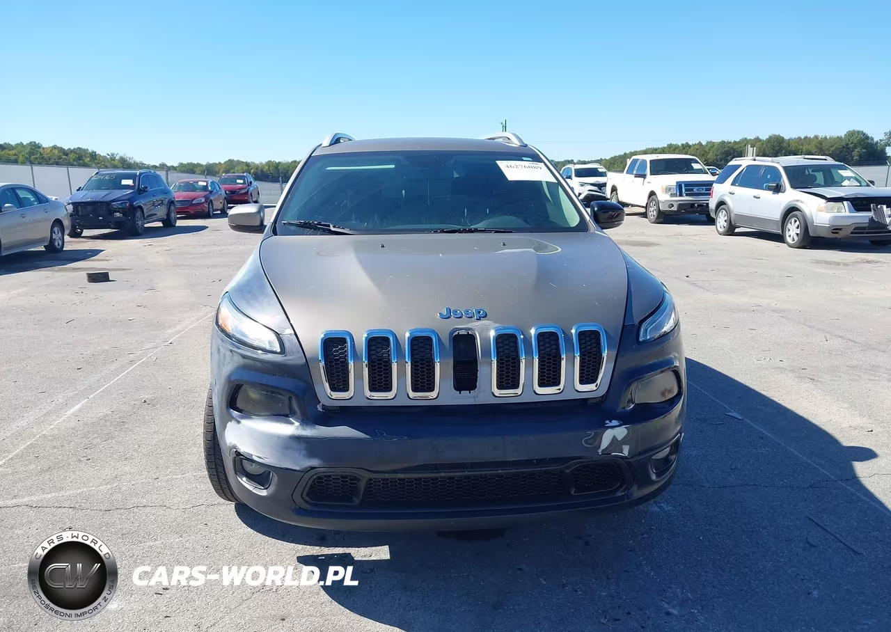 2016 Jeep Cherokee Latitude VIN:1C4PJMCB0GW241421 - 12