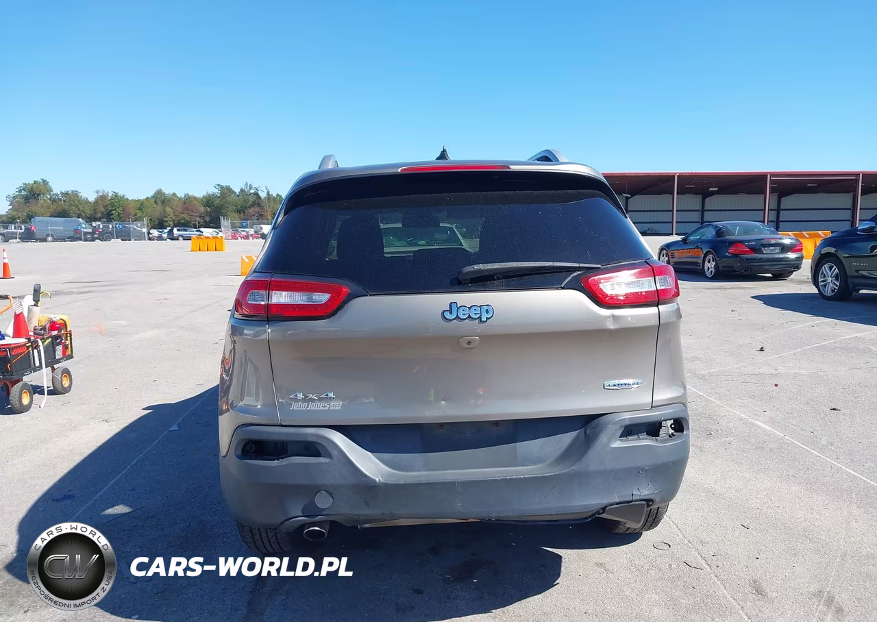 2016 Jeep Cherokee Latitude VIN:1C4PJMCB0GW241421 - 16