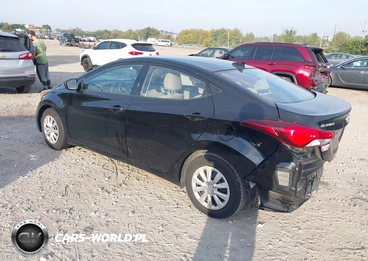 2016 Hyundai Elantra Se VIN:5NPDH4AE6GH737924 - 3