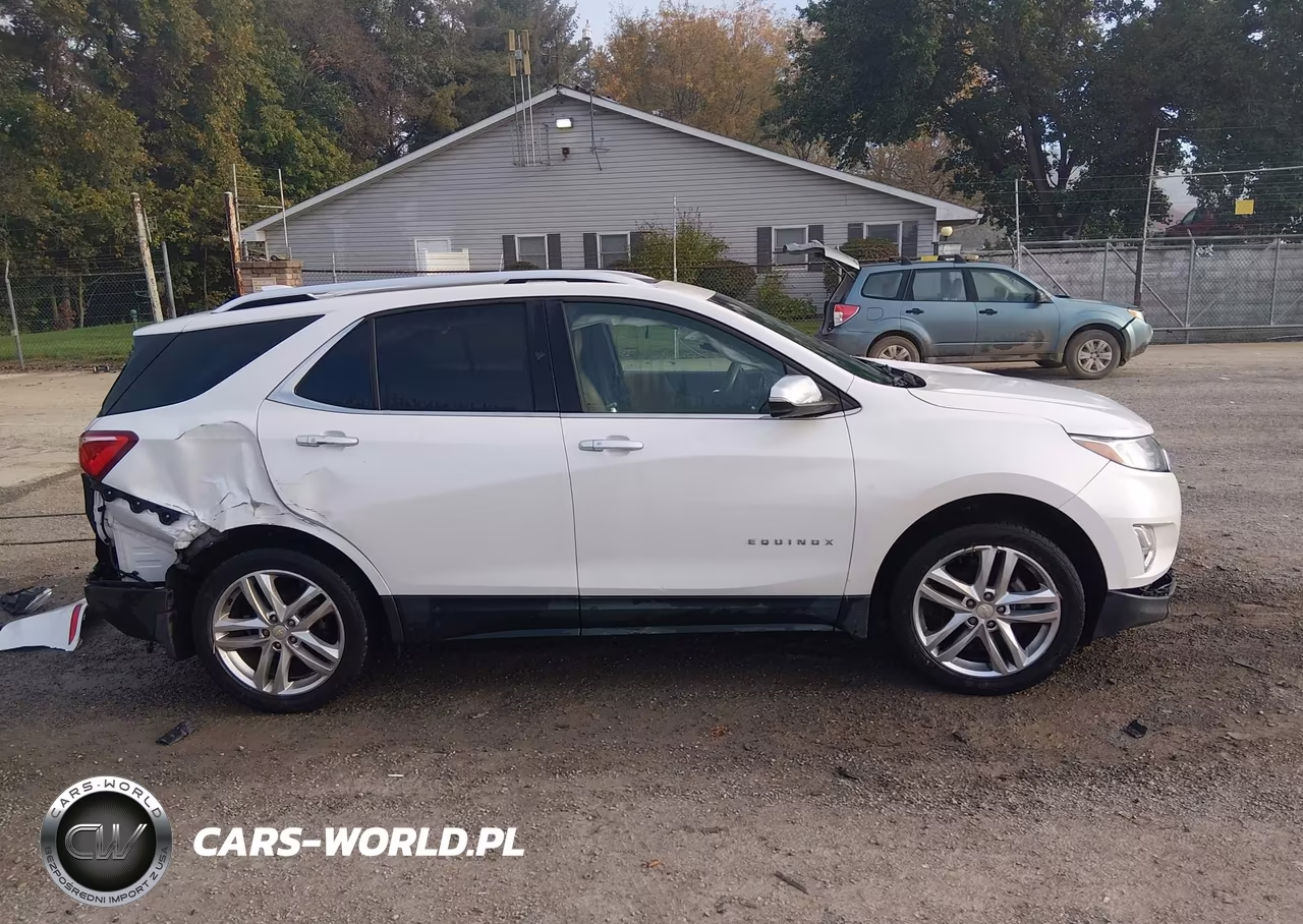2018 Chevrolet Equinox Premier VIN:2GNAXVEV1J6118267 - 14