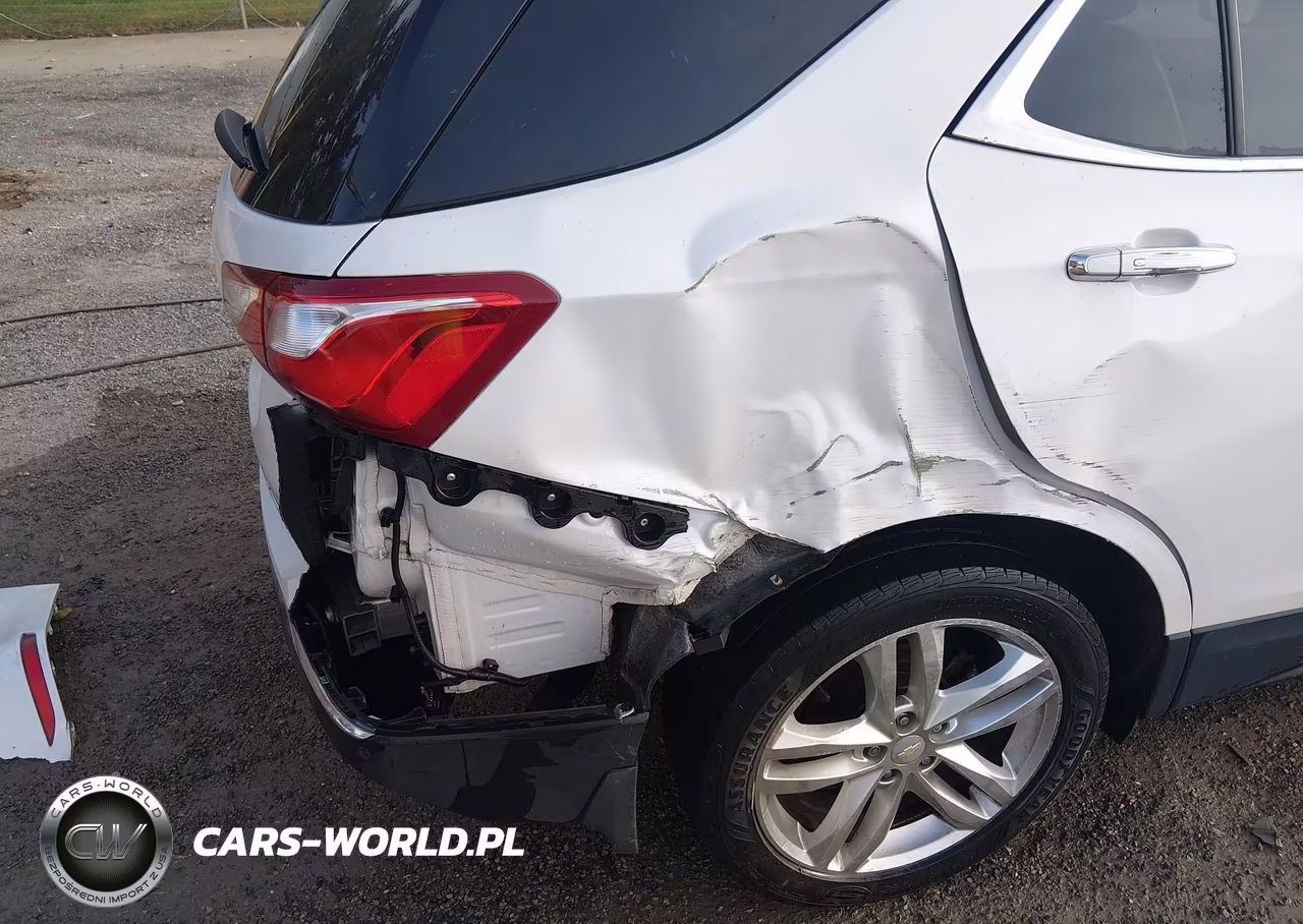 2018 Chevrolet Equinox Premier VIN:2GNAXVEV1J6118267 - 20