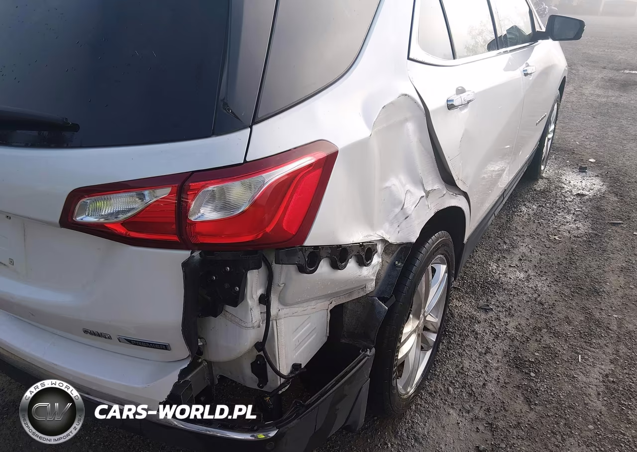 2018 Chevrolet Equinox Premier VIN:2GNAXVEV1J6118267 - 21