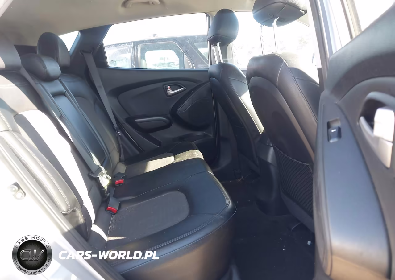 2010 Hyundai Tucson Gls VIN:KM8JU3AC2AU086968 - 8