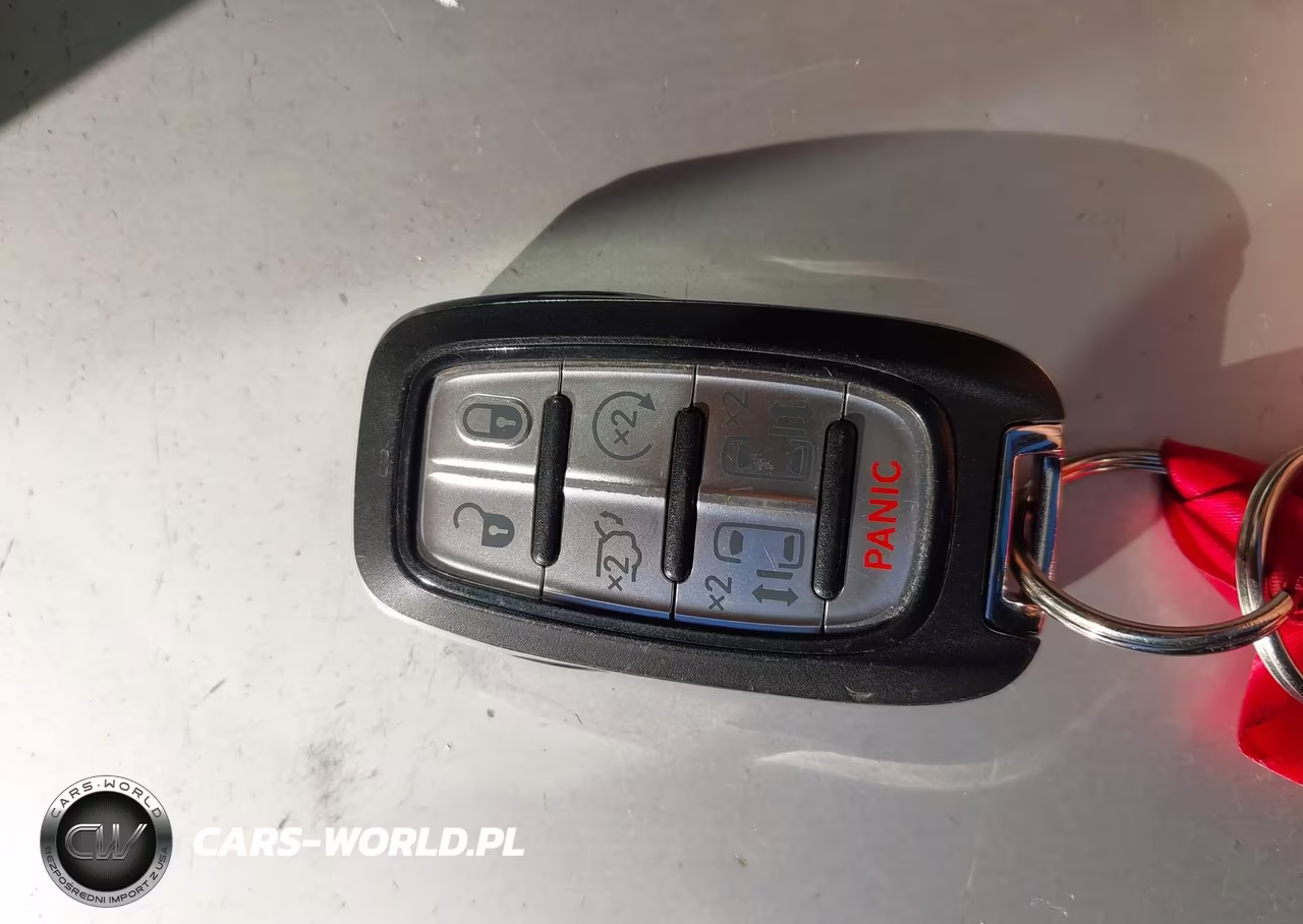 2020 Chrysler Pacifica Limited VIN:2C4RC1GG3LR176736 - 11
