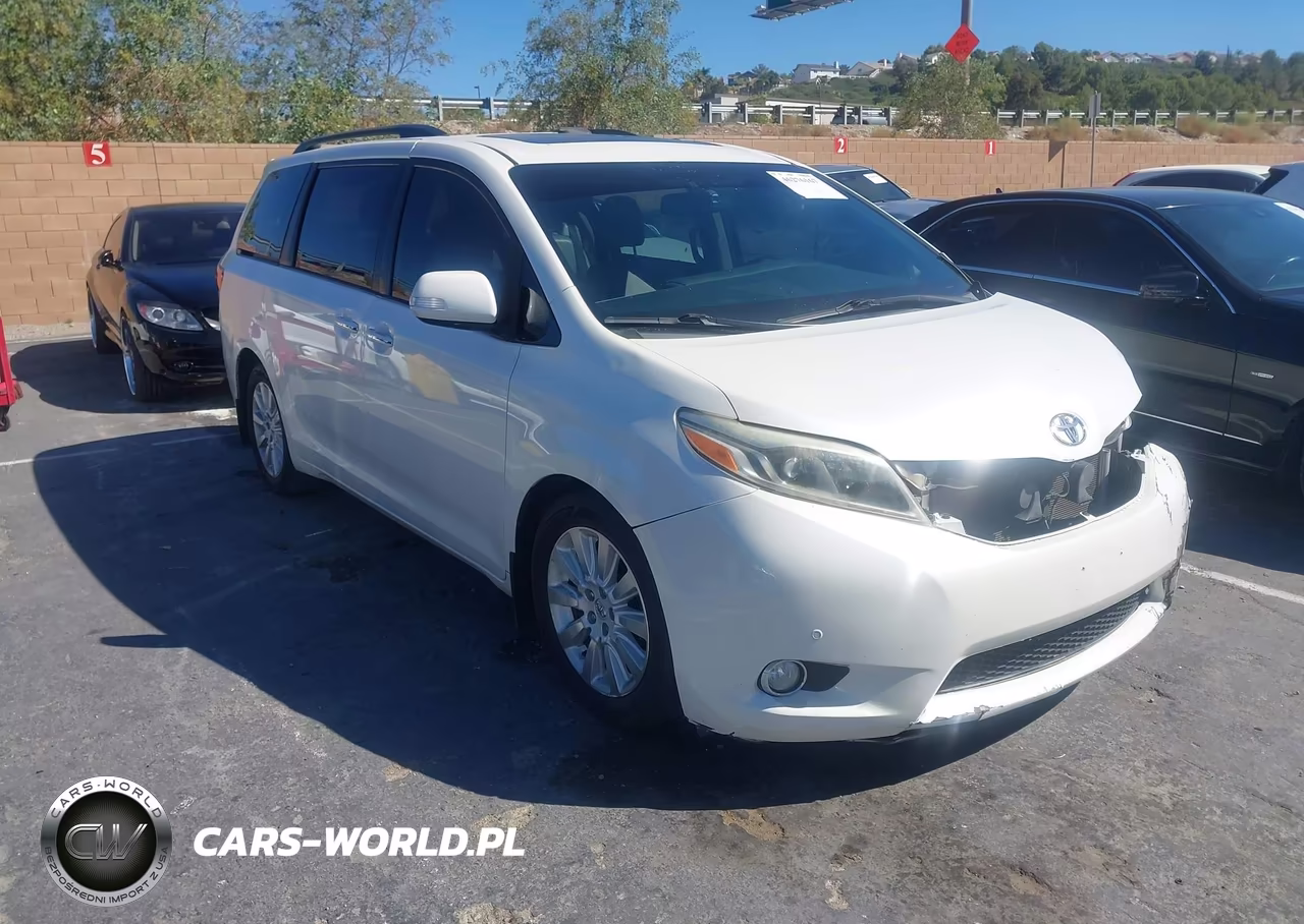 2015 Toyota Sienna Limited Premium 7 Passenger