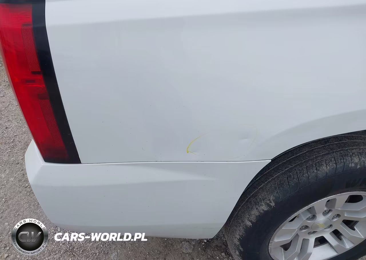 2018 Chevrolet Tahoe Commercial VIN:1GNSKEEC6JR275881 - 18