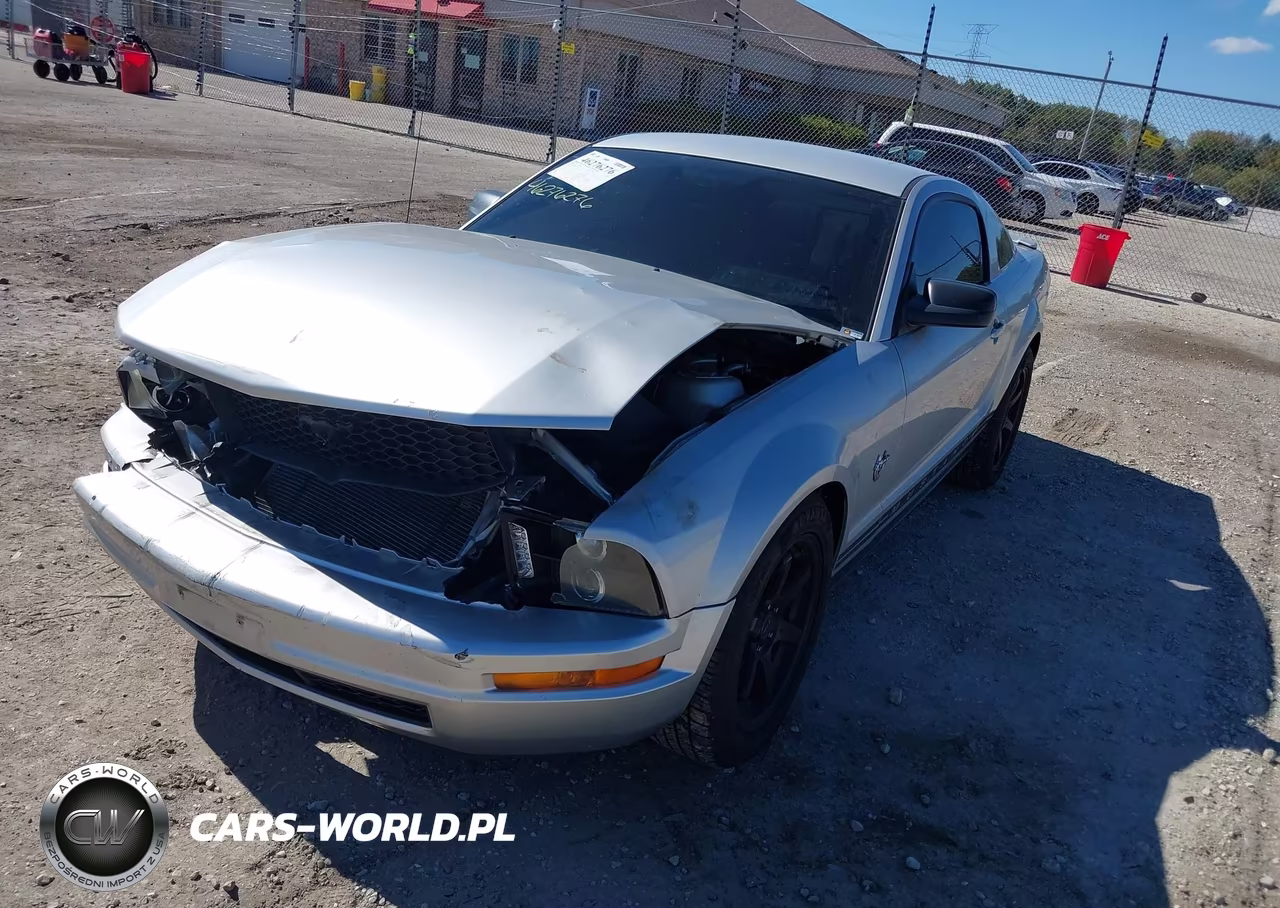 2009 Ford Mustang V6-V6 Premium VIN:1ZVHT80N095142267 - 2