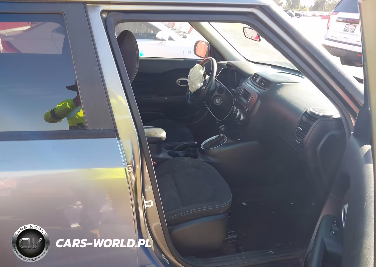 2014 Kia Soul VIN:KNDJN2A28E7073682 - 5