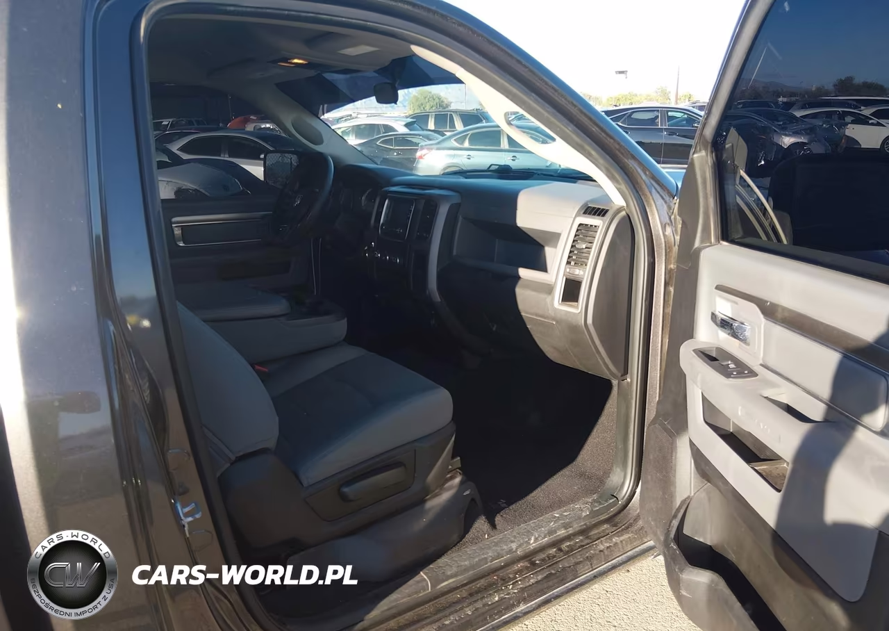 2017 Ram 1500 Express 4X2 6'4 Box VIN:3C6JR6AT4HG783408 - 5