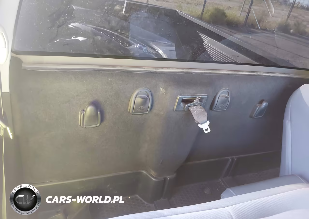 2017 Ram 1500 Express 4X2 6'4 Box VIN:3C6JR6AT4HG783408 - 8