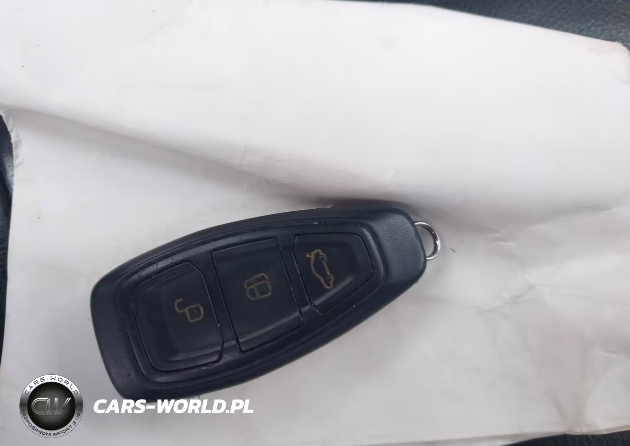 2012 Ford Focus Titanium VIN:1FAHP3N22CL102483 - 11