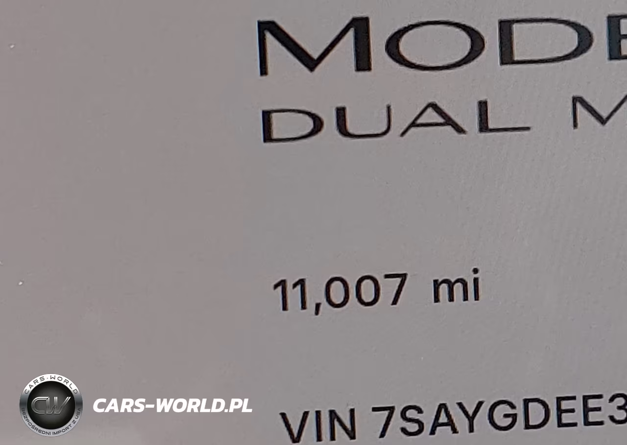 2026 Tesla Model Y All-Wheel Drive-Long Range Launch Series-Premium All-Wheel Drive VIN:7SAYGDEE3TF618965 - 15