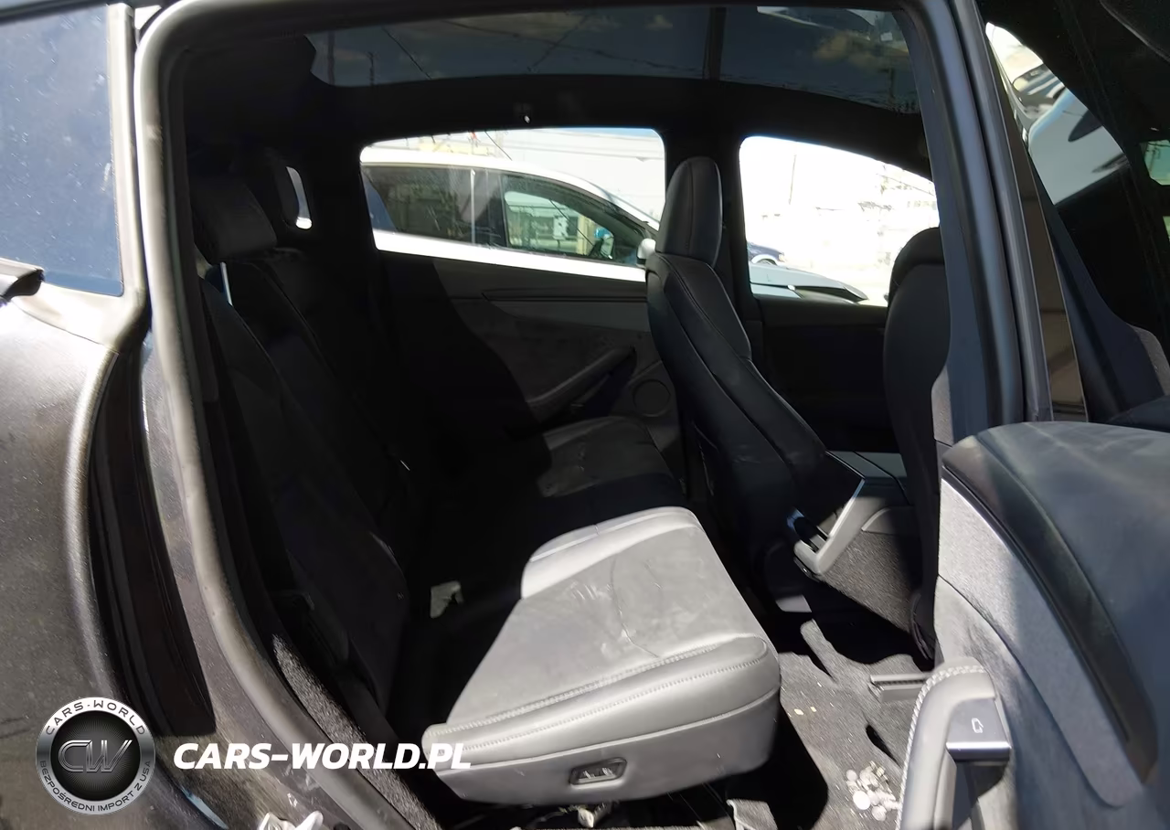 2026 Tesla Model Y All-Wheel Drive-Long Range Launch Series-Premium All-Wheel Drive VIN:7SAYGDEE3TF618965 - 8